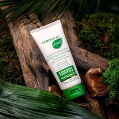 Gerovital Plant balsam exfoliant cu simburi de caise N1