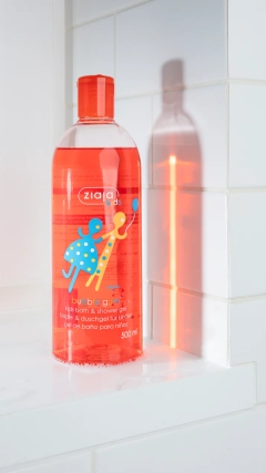 Ziaja Kids Bubble Gum Spuma de baie duş pentru copii N1